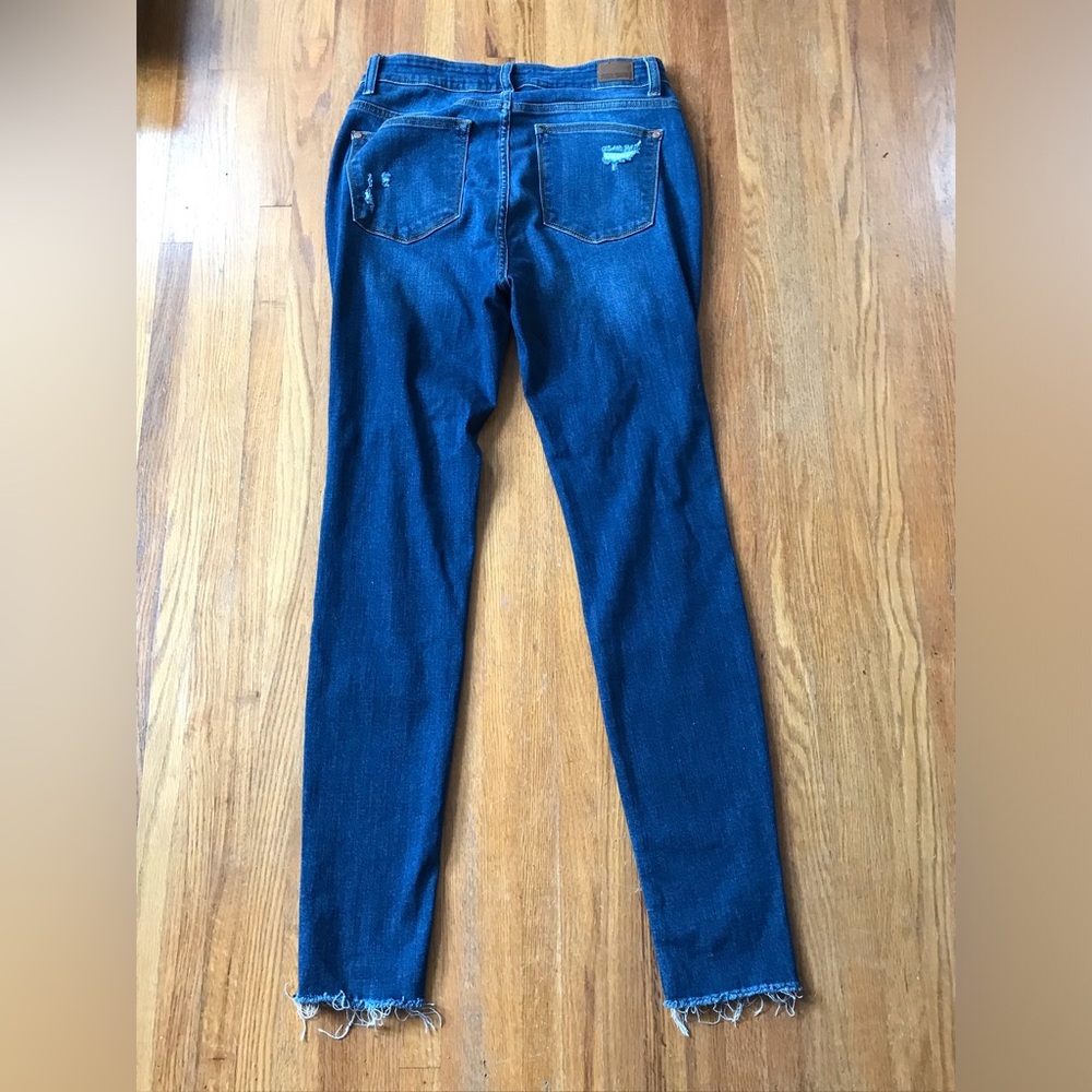 Judy Blue Skinny Fit Distressed Jeans- Style JB82246DK size 11/30 EUC - Picture 3 of 5